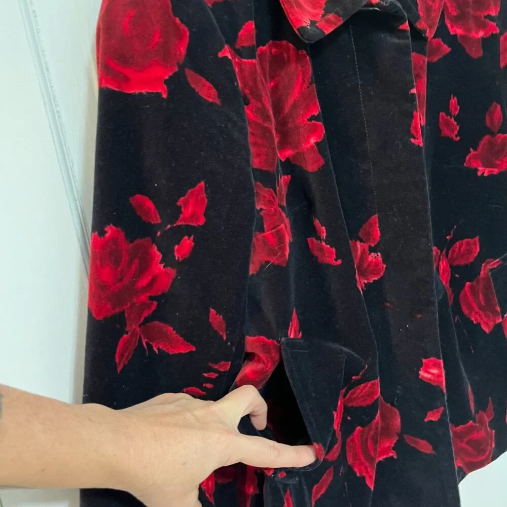 Talbots Sz 8 Black Velvet Lined Jacket Blazer Red Roses Button Up Pockets